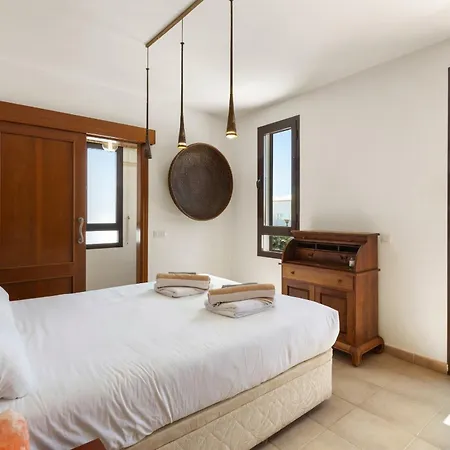 Bananagio - Vipvipvillas * Коста Бланка